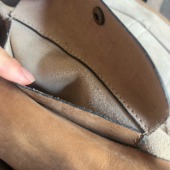 Patricia Nash Leather Crossbody Bag - Picture 8 of 8